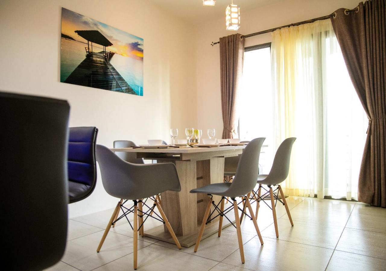 Luxury 2 Bedroom Apartment With Pool - Close To Flic-En-Flac Beach Esterno foto